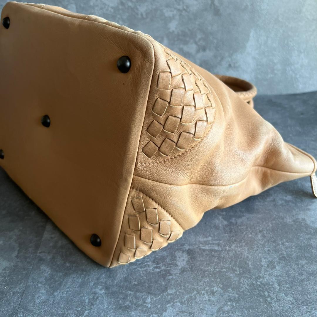 ⭐️BOTTEGA VENETA⭐️ボッテガヴェネタ イントレチャート