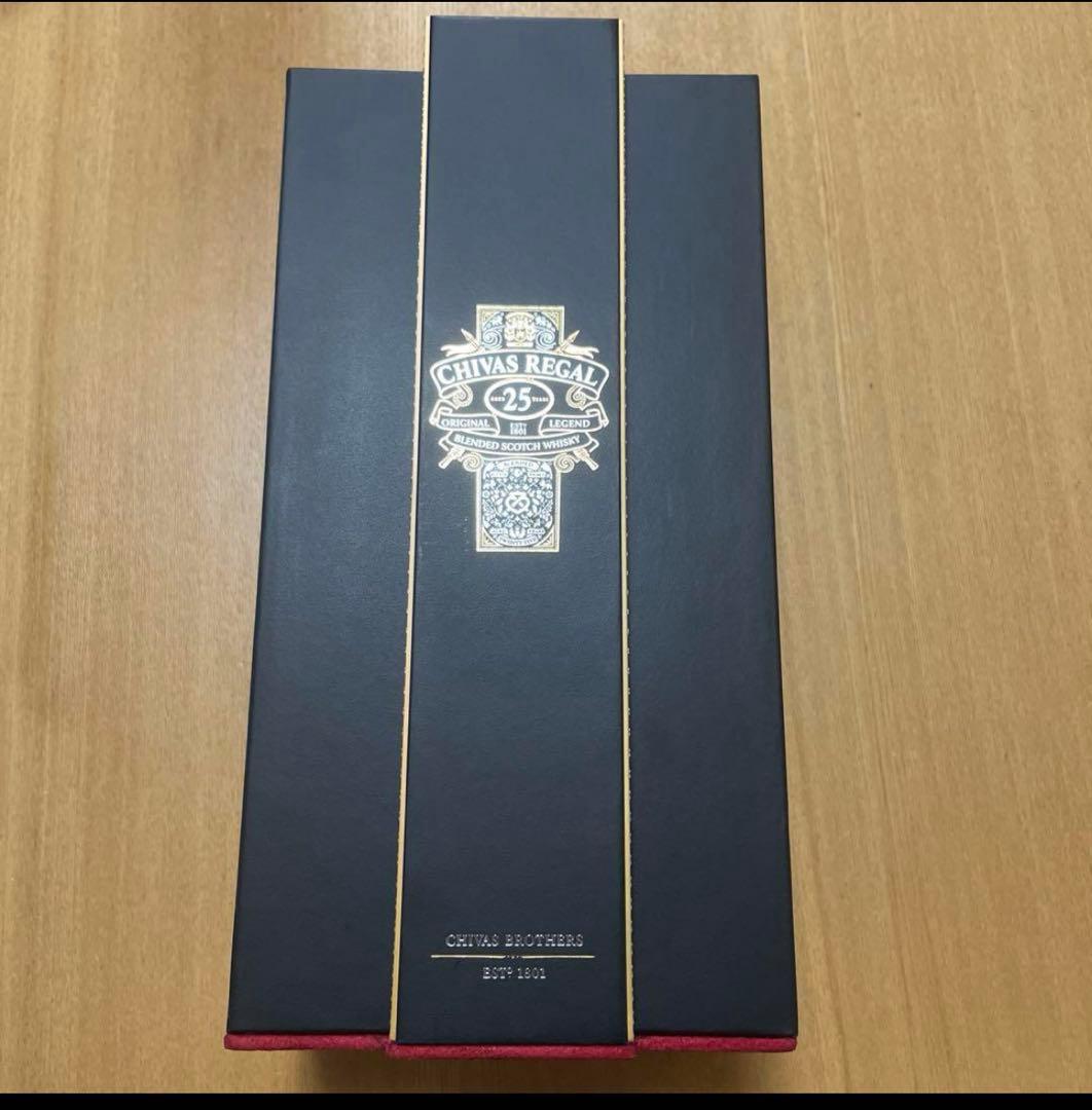 【新品未開封・正規】シーバスリーガル 25年 オリジナルレジェンド ウィスキー