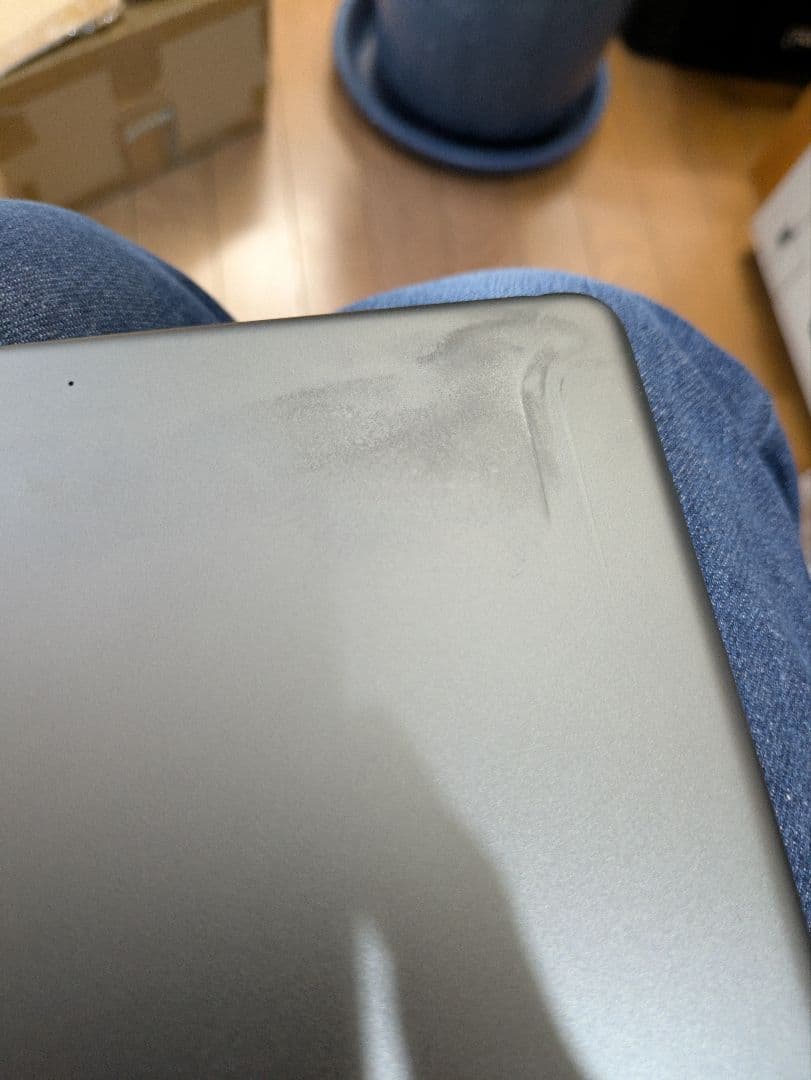 Apple iPad (第7世代) 32GB 傷あり