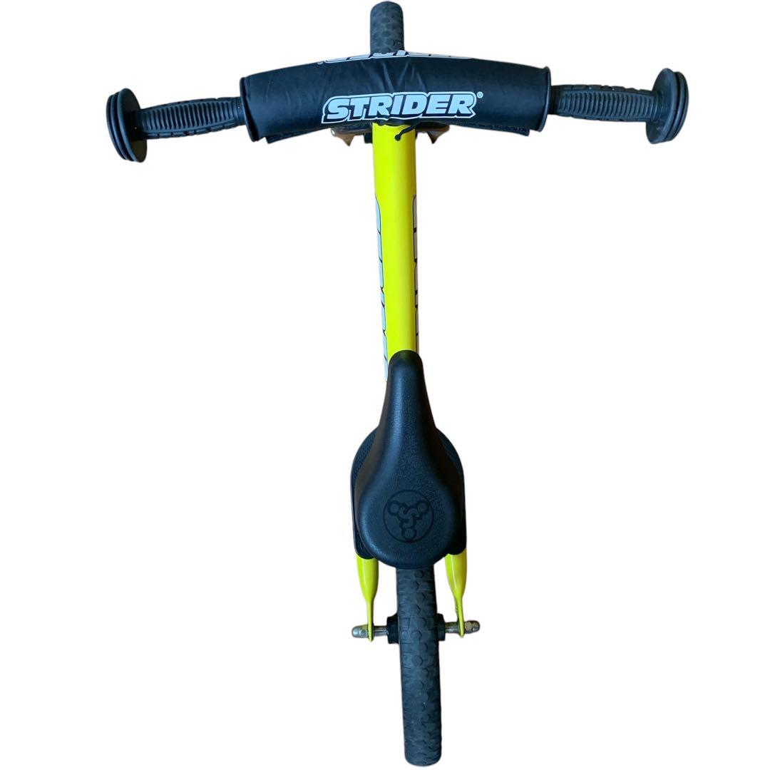 ストライダー12　日本正規品　イエロー　キックバイク①