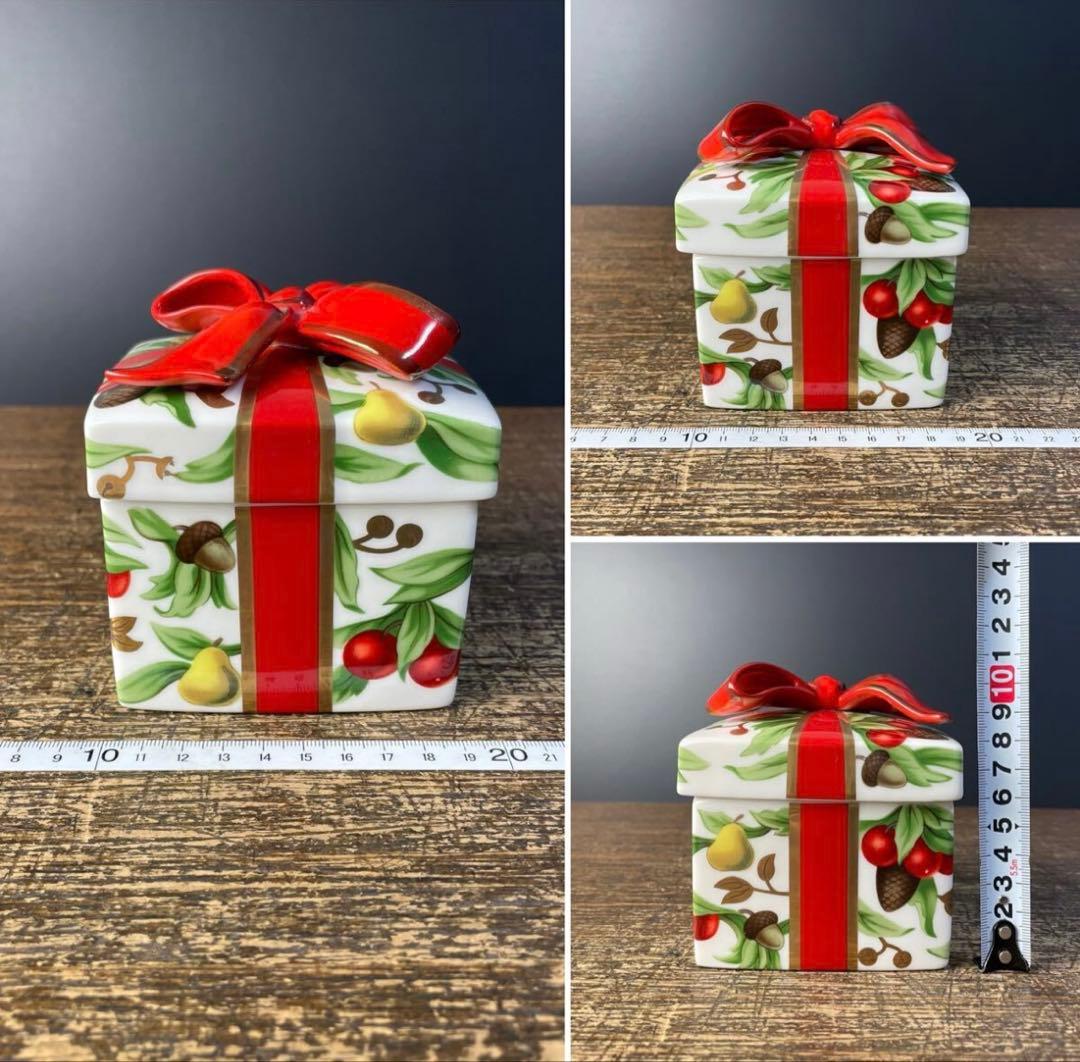 美品 Tiffany&Co. ティファニー ホリデー 陶器製 小物入れ E-3