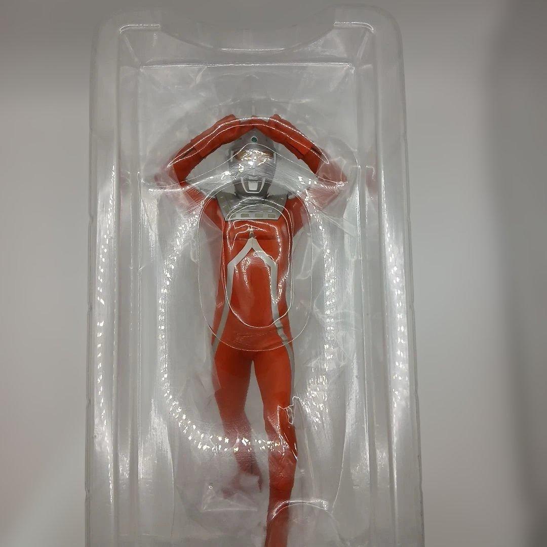 ウルトラマンセブン　ソフビ　フィギュア　大怪獣シリーズ　エメリウム光線ポーズ