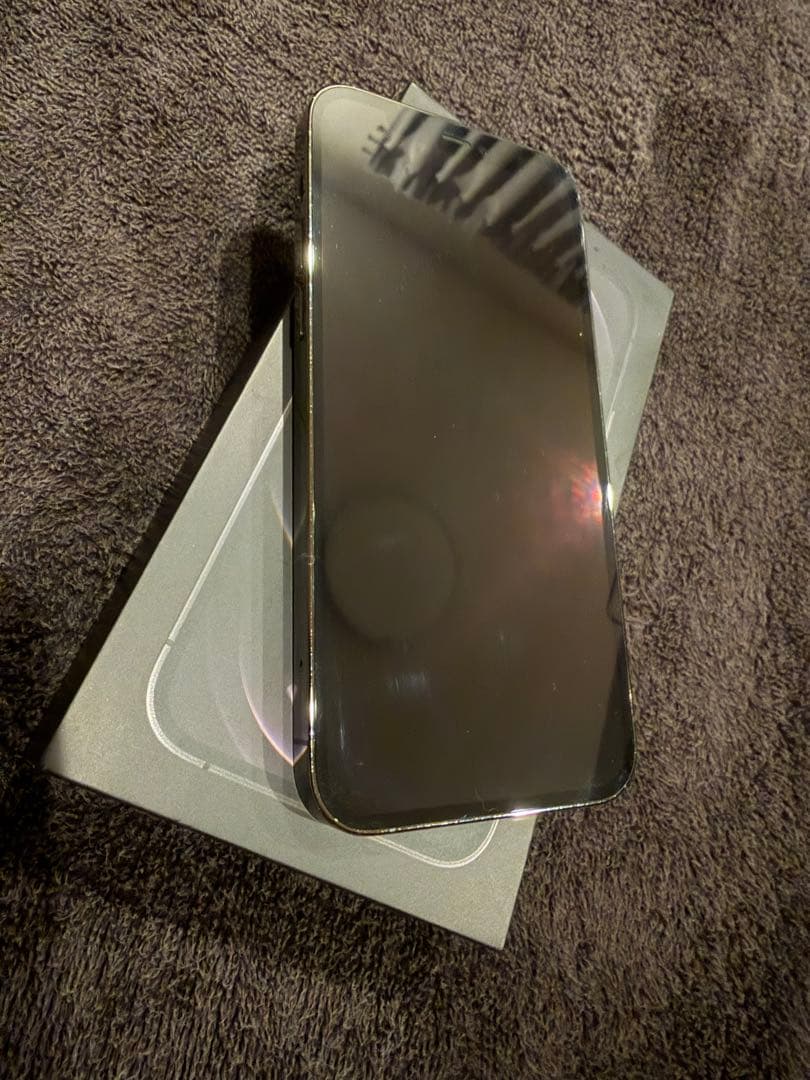 スマートフォン本体 iPhone12pro 256GB