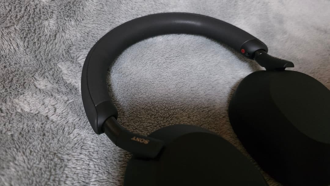 SONYソニー ワイヤレスヘッドホン ブラック WH-1000XM5/保証書あり