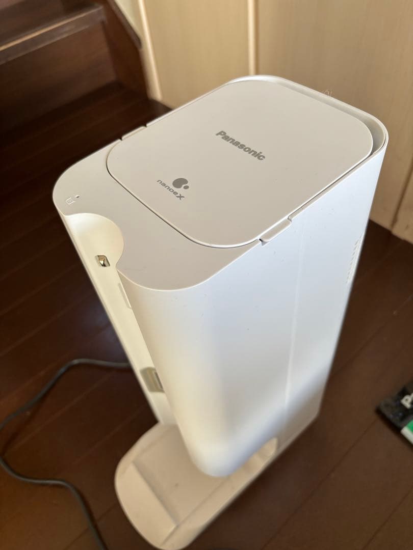 Panasonic MC-NS10K コードレスクリーナー 2023年製