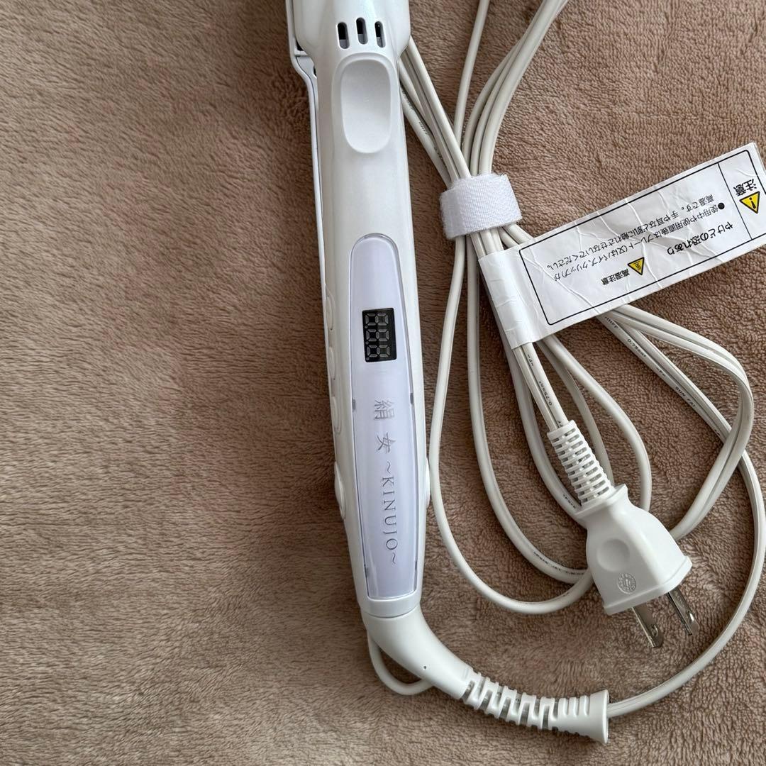 KINJURO ストレートヘアアイロン ホワイト