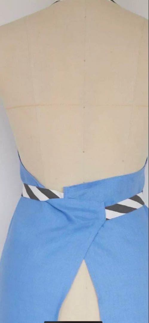 新品未使用 タキマキエプロン ブルー 滝沢眞規子さん