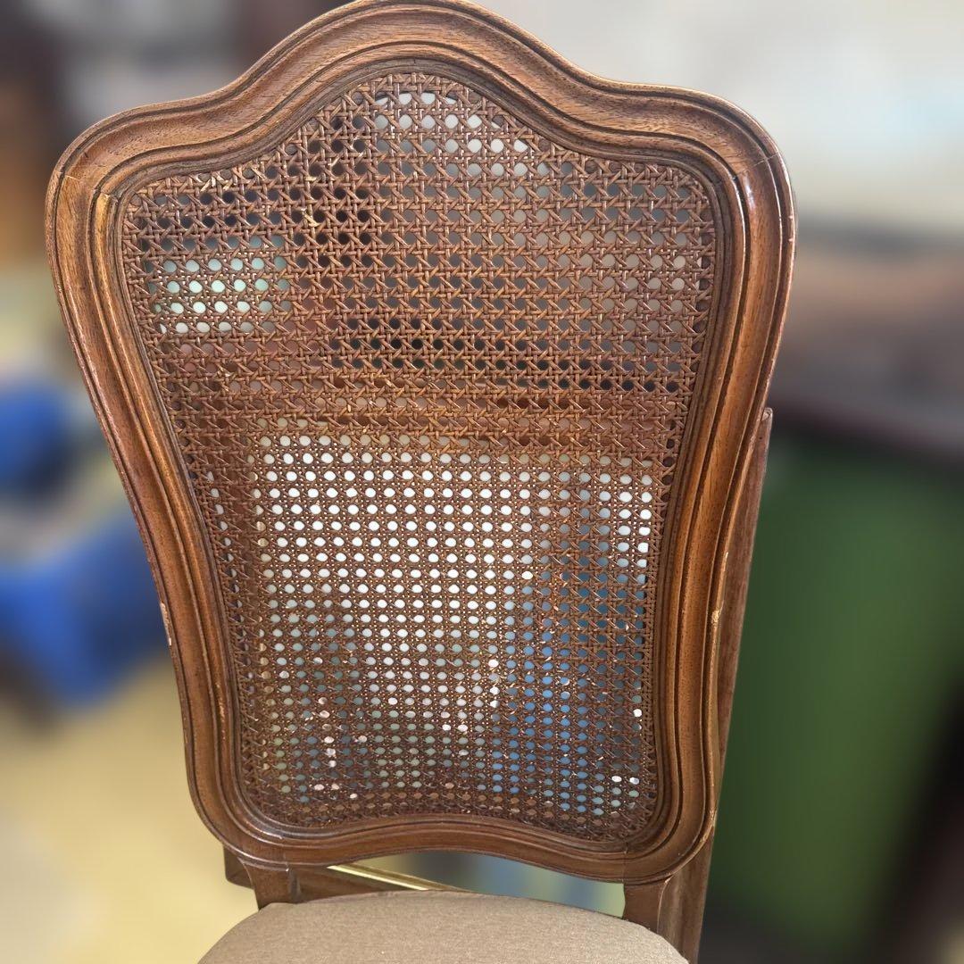 ラタンバック 木製ダイニングチェア　猫脚