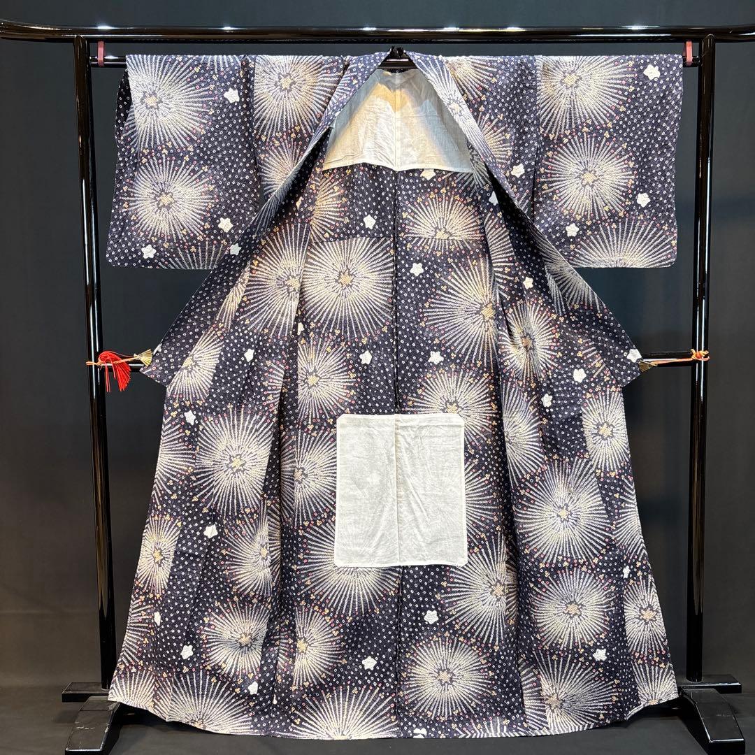 【超美品】有松絞り ゆかた 花火柄【お仕立て上がり】