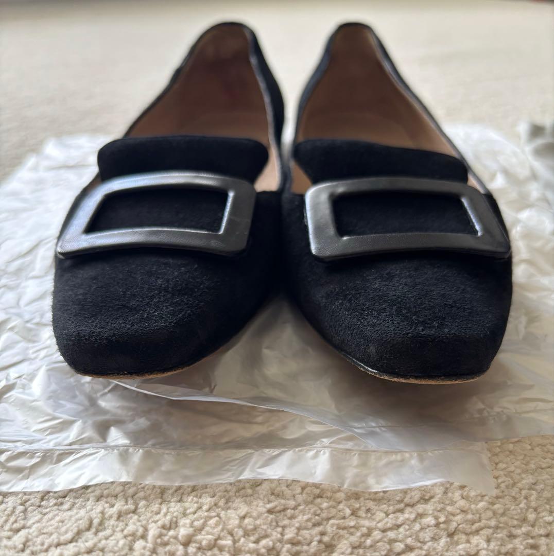 マノロブラニク パンプス 37 スエード 黒 ブラック マノロ ドゥロワー