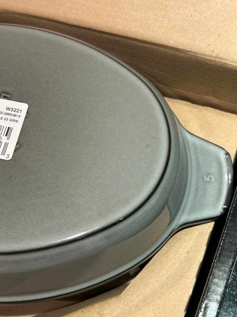 ◆新品未使用◆STAUB オーバルホットプレート グレー＊ミトン・ココット付き＊