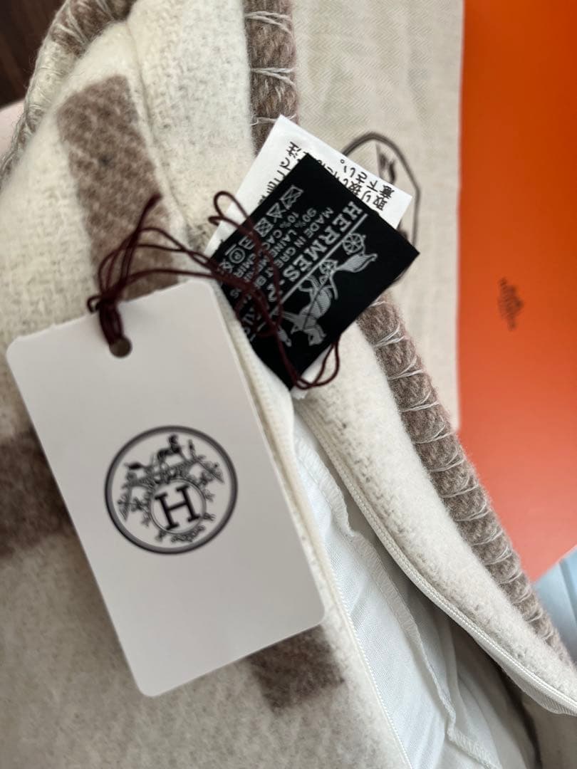 HERMES エルメス　クッション