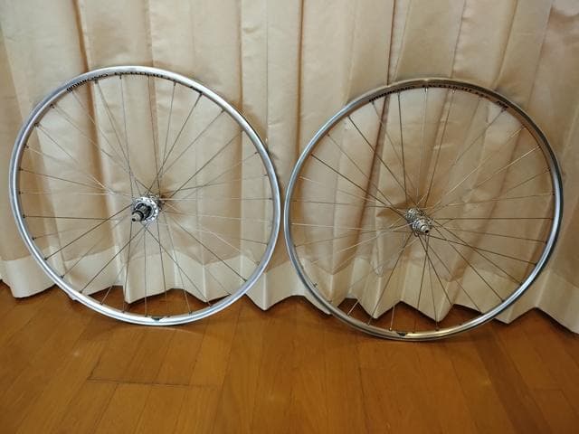 アンブロシオ×ホワイトインダストリーズ　手組ホイール　カンパフリー　11S