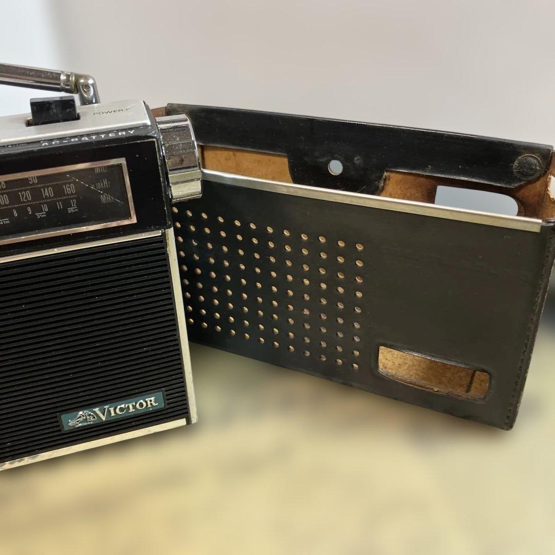 ラジオ造りの御三家はビクター、ソニー、ナショナルでしょうね　F-930N