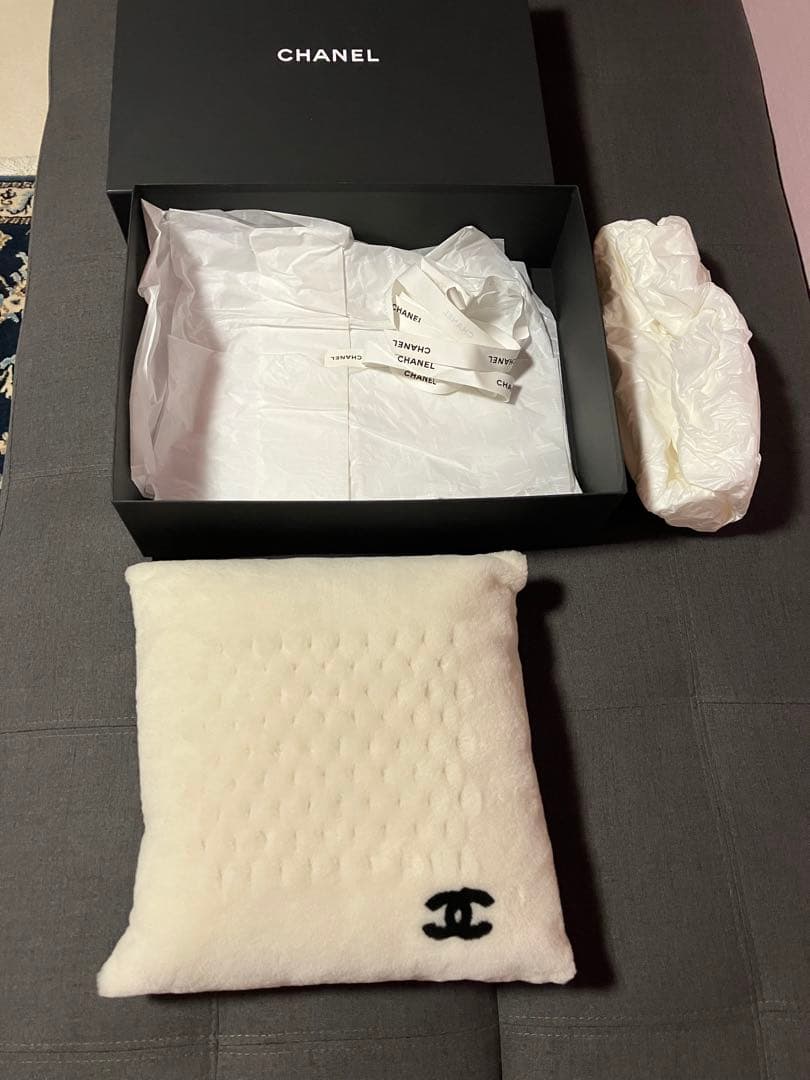 シャネルCHANELクッション新品未使用22G シアリング×カシミヤ顧客ギフト