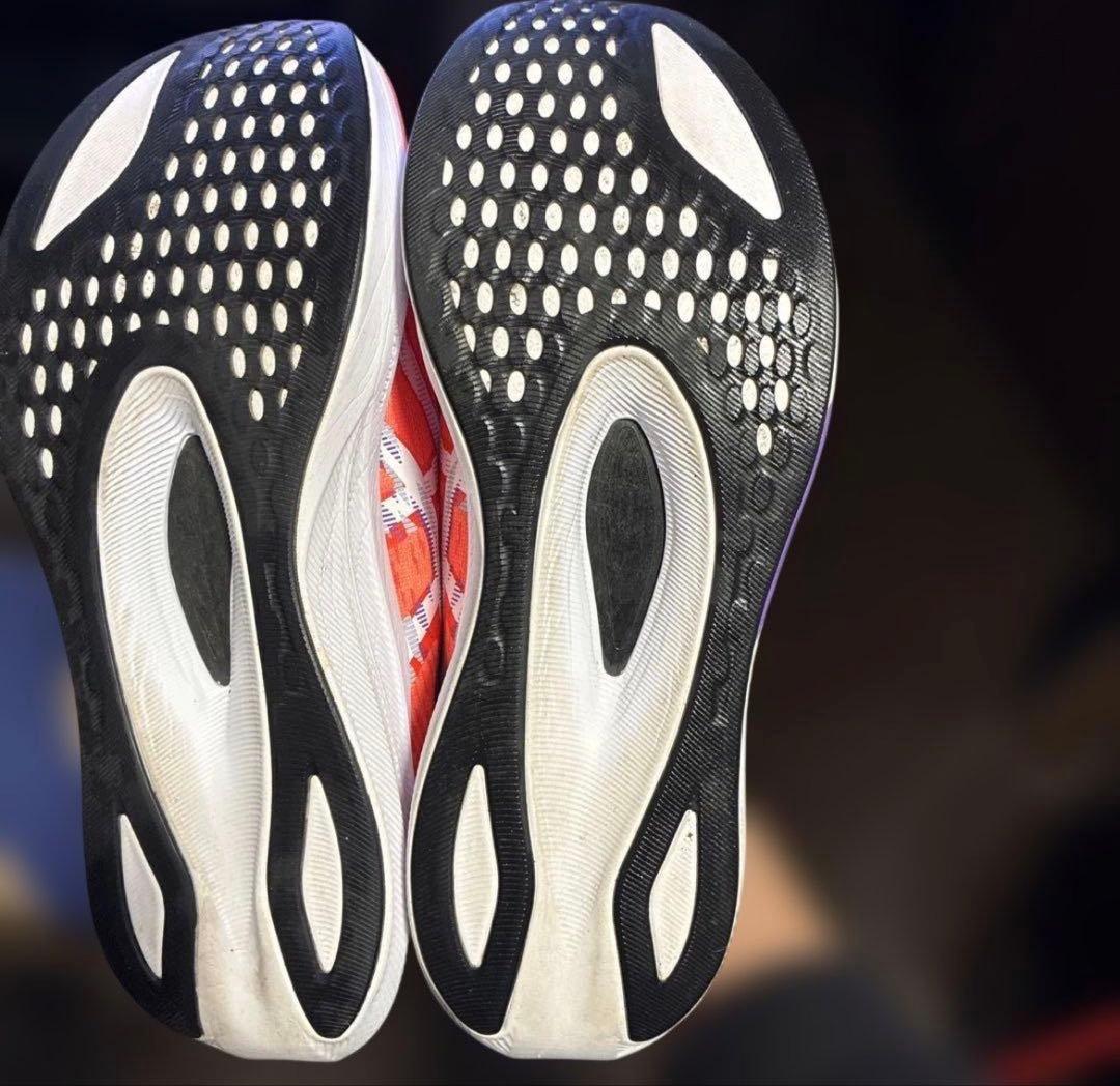 アシックス MAGIC SPEED 4 27.5cm マジックスピード4