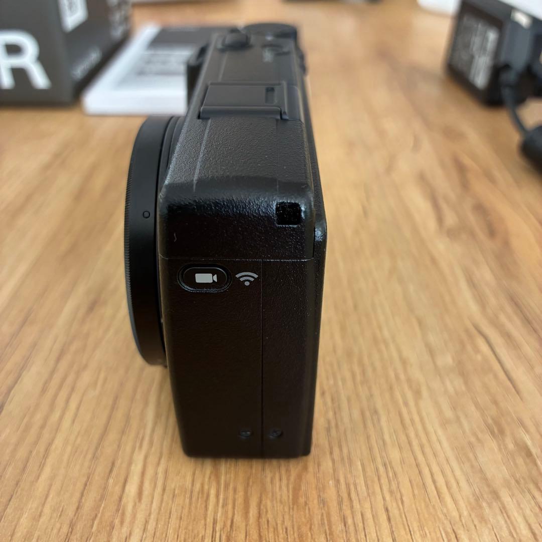 RICOH GRiiix 5年保証　バッテリー×2