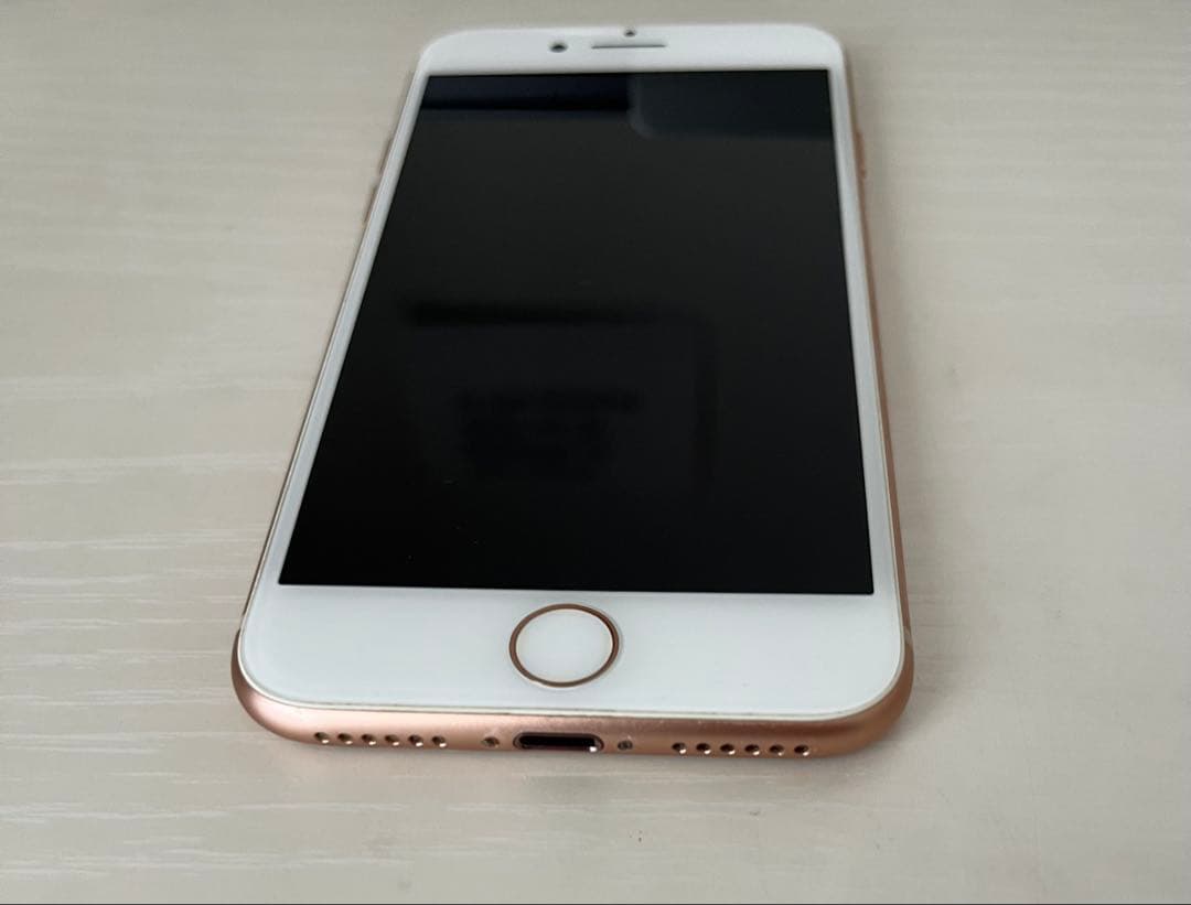 S*）様 Apple iPhone 8 64GBゴールド本体