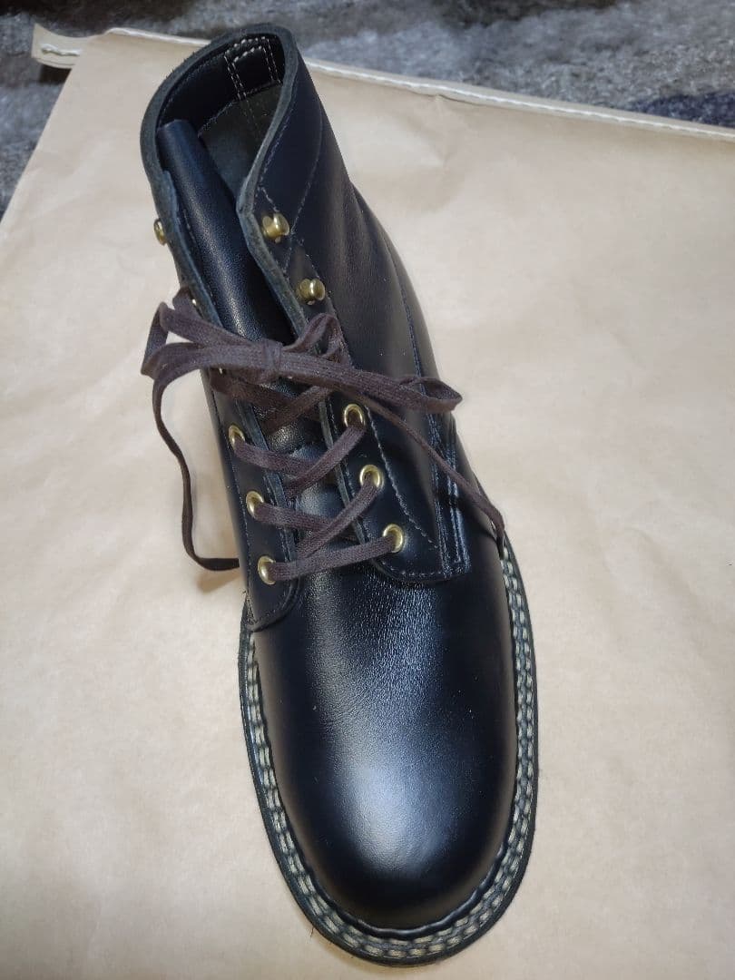 靴 WHITES BOOTS SEMIDRESS