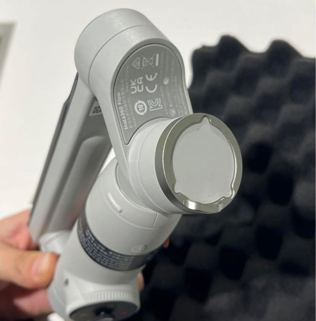 insta 360 flow スマホジンバル