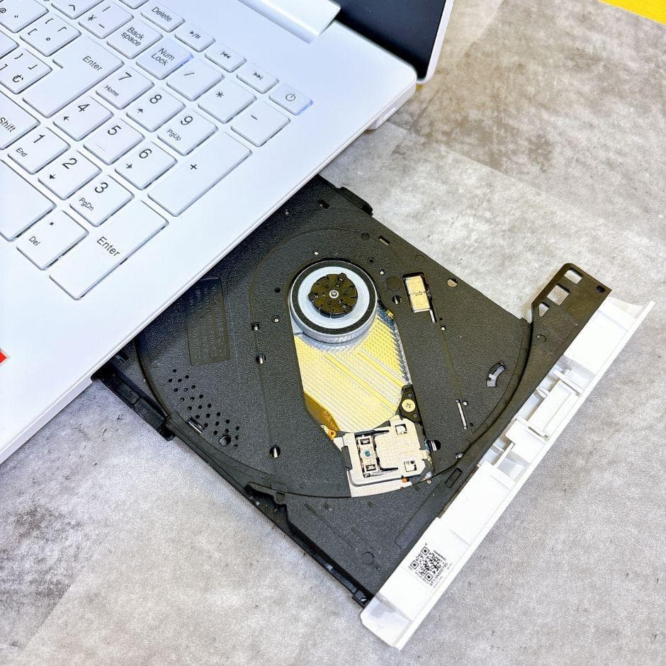 美品❣高性能Ryzen7✨SSD搭載で快適✨薄型 カメラ付き Windows11