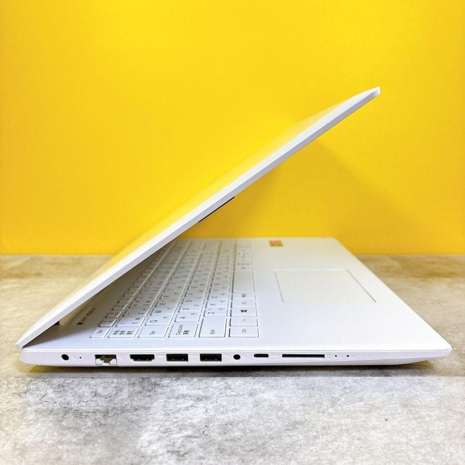 美品❣高性能Ryzen7✨SSD搭載で快適✨薄型 カメラ付き Windows11