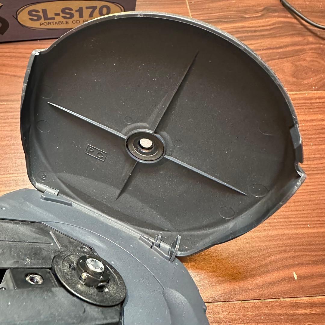 Panasonic SL-S170 ポータブルCDプレイヤー 5537