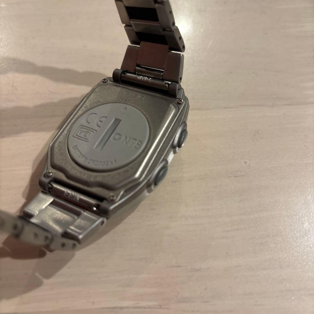 CASIO カシオ WristCamera 腕時計 WQV-2 デジタル時計