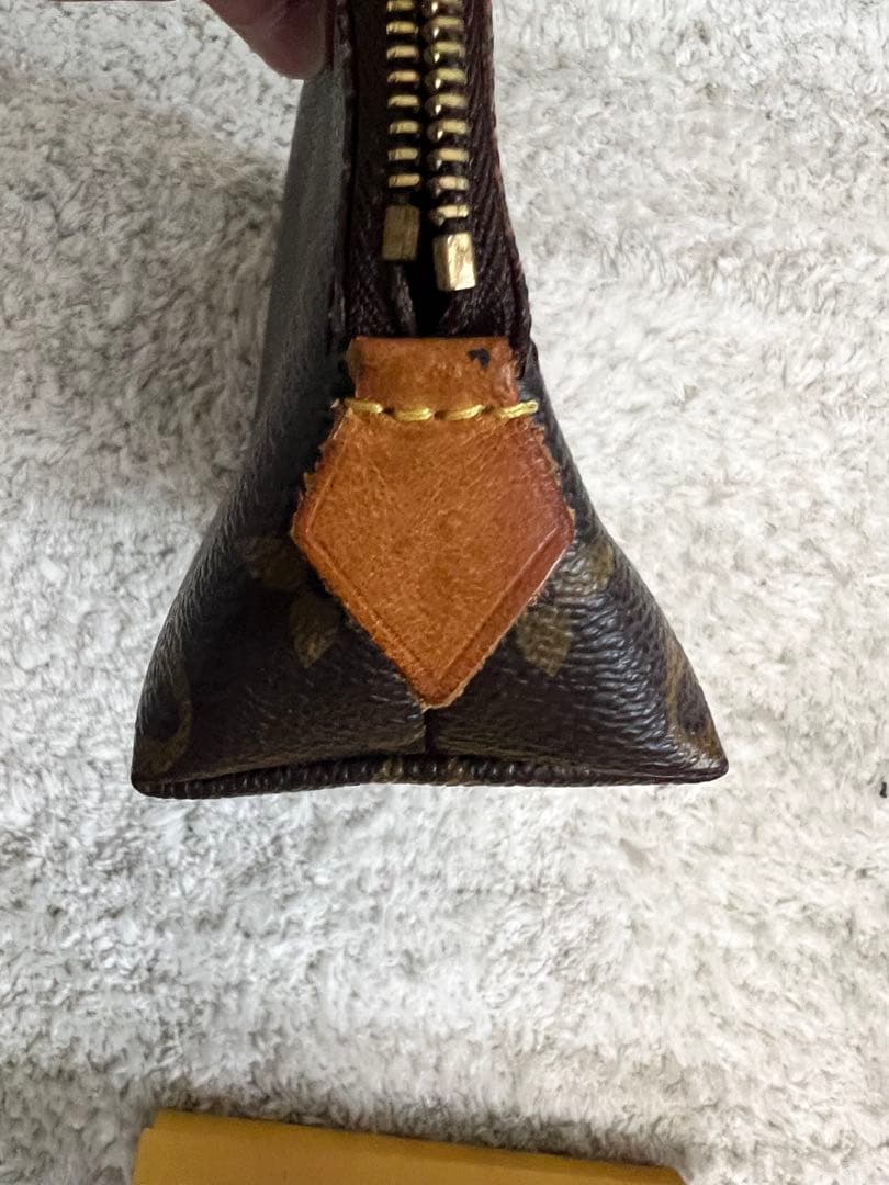 Louis Vuitton モノグラム ボディバッグ　2点　ポーチ　肩掛け