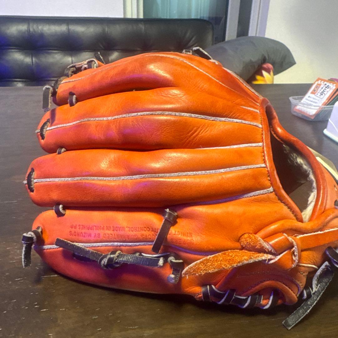 ミズノ　グローバルエリート　軟式グローブ オレンジ