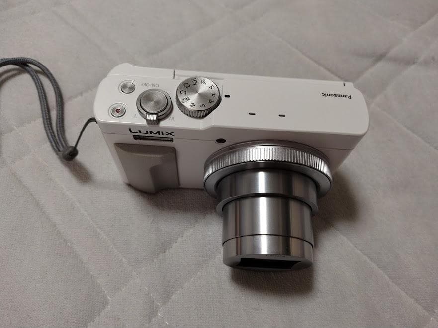 Panasonic LUMIX DC-TZ99 保証書 バッテリー2個と充電器付