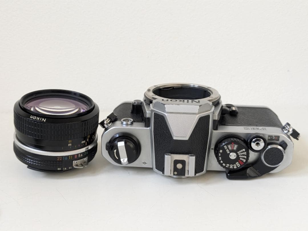フィルムカメラ Nikon NEW FM2 NIKKOR 28mm 3.5