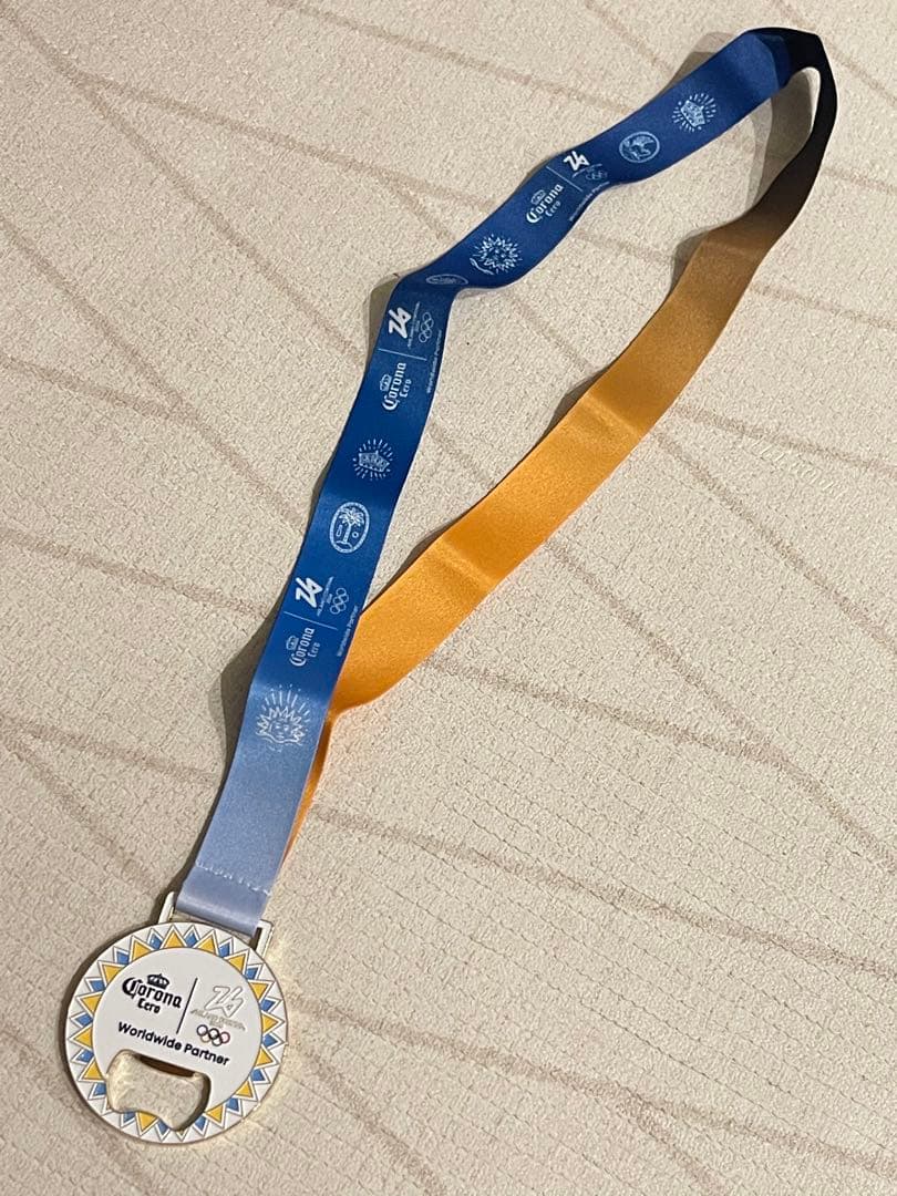 Nyaos様【非売品☆新品未使用】コロナ セロ メダル型オープナー 5個