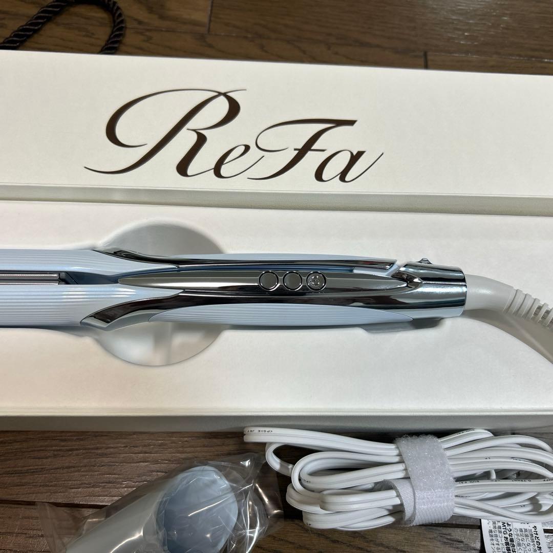 リファ　ストレートアイロンプロ　ホワイト