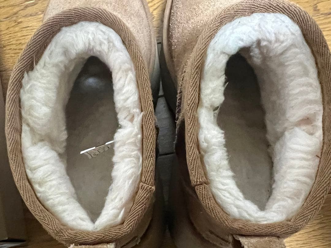UGG クラシックウルトラミニ　ニューハイツ　厚底