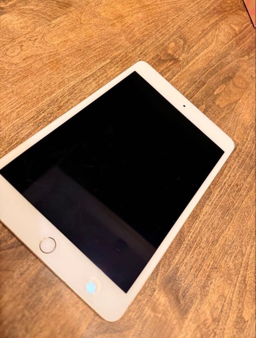 美品　Apple iPad mini 4 128G ゴールド　ケース付き