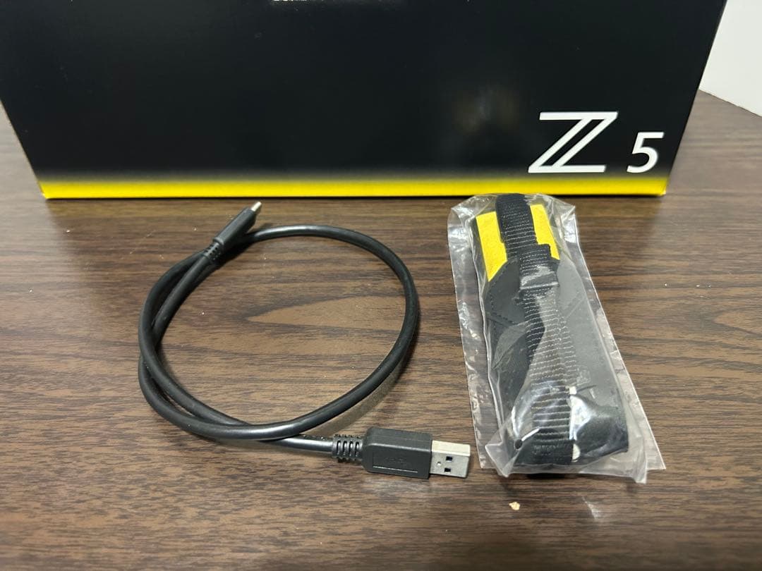 Nikon Z5 レンズキット NIKKOR Z 24-200mm