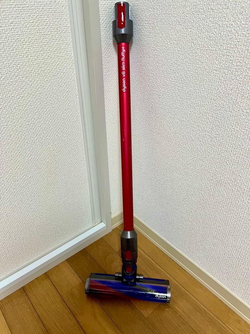 【美品】Dyson V8 Slim Fluffy+　スタンドセット