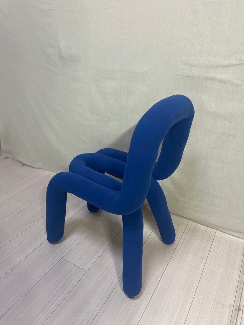 ダイニングチェア Moustache chair