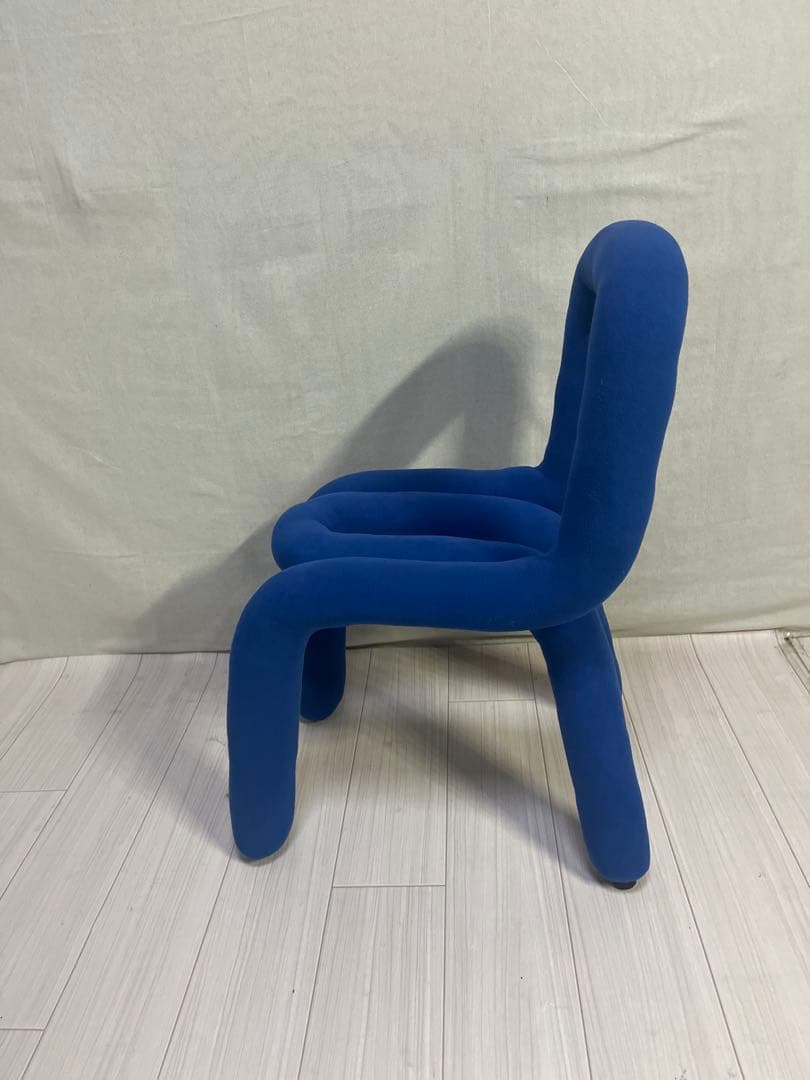 ダイニングチェア Moustache chair