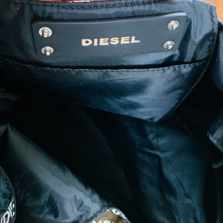 値下中◆突然の雨にも◎【新品未使用】DIESEL リピートロゴ ショッパーバッグ
