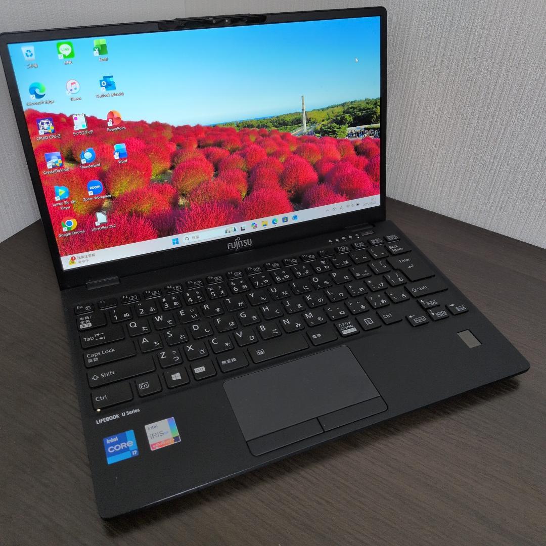 【第１１世代Corei7：薄型】富士通／U9311F／16GB／512GB
