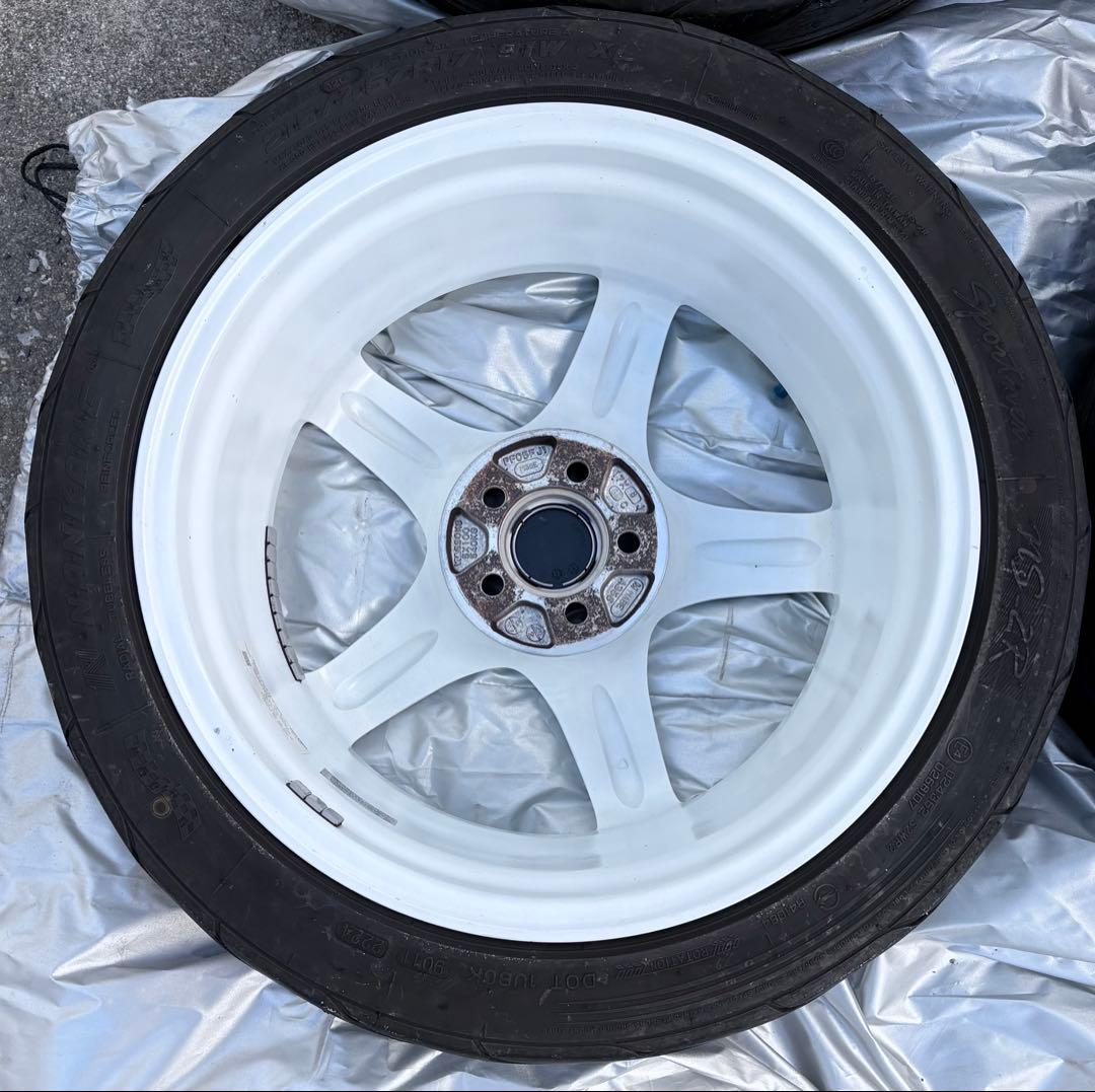 ENKEIエンケイPF05 17インチ8j pcd100 白ホイ