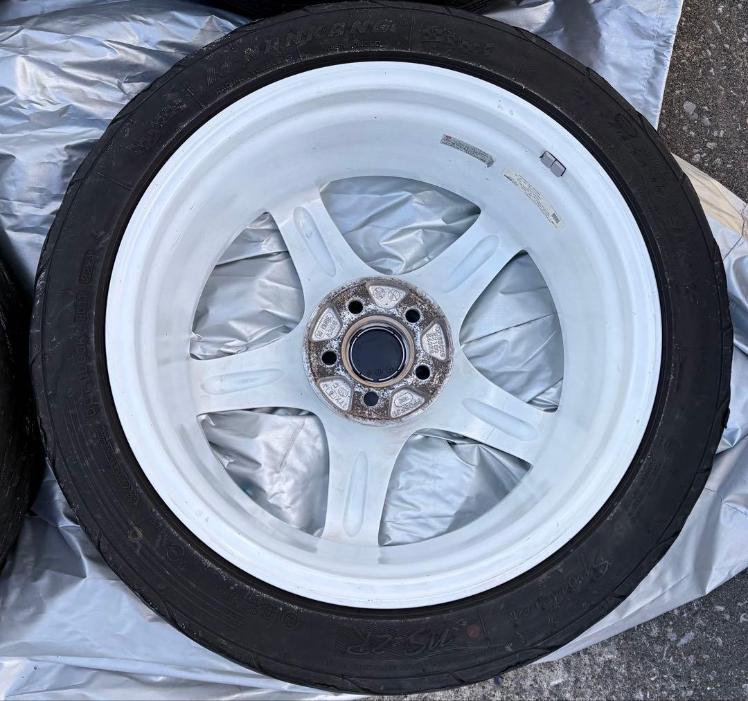 ENKEIエンケイPF05 17インチ8j pcd100 白ホイ