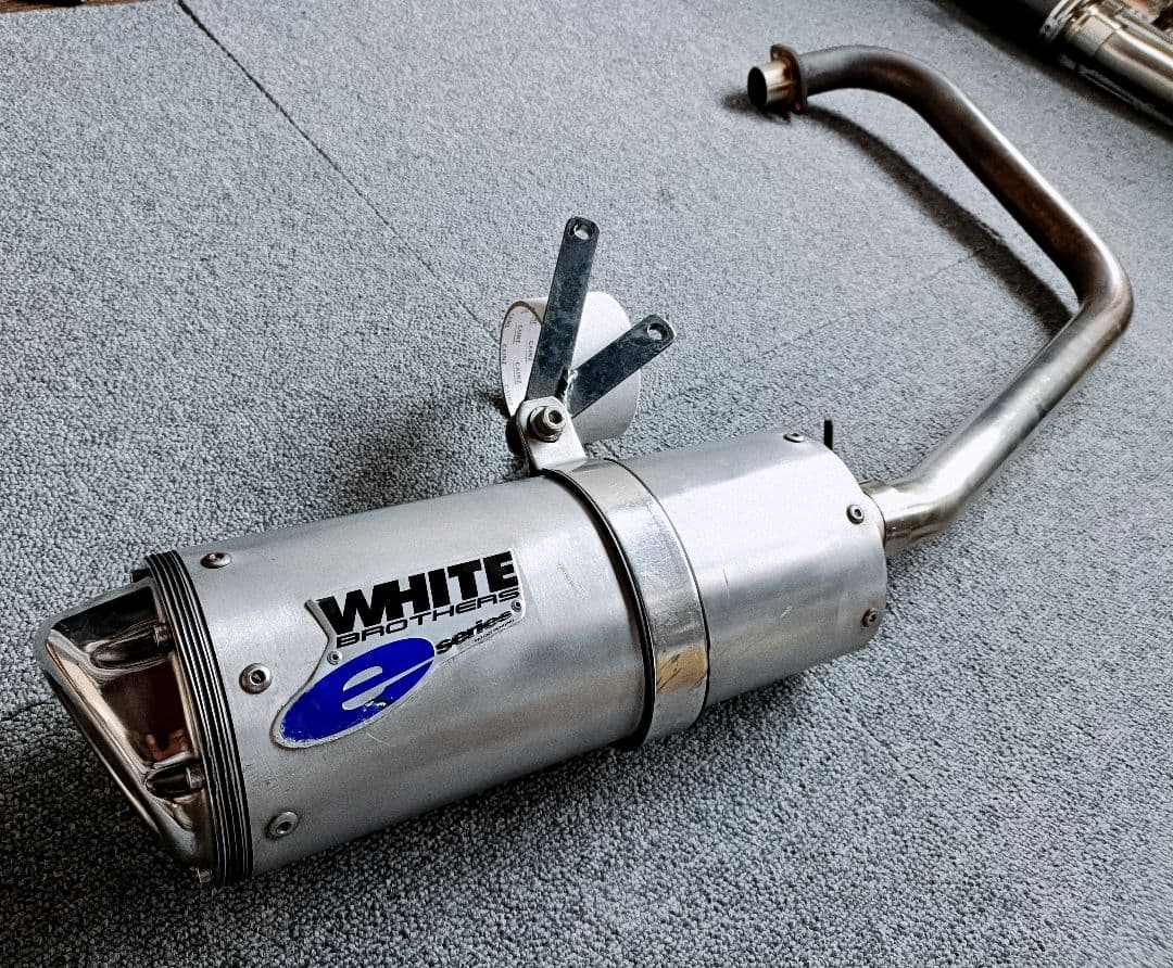 ホワイトブロス製 FTR223 MC34 フルエキダウンマフラー ホンダスパトラ