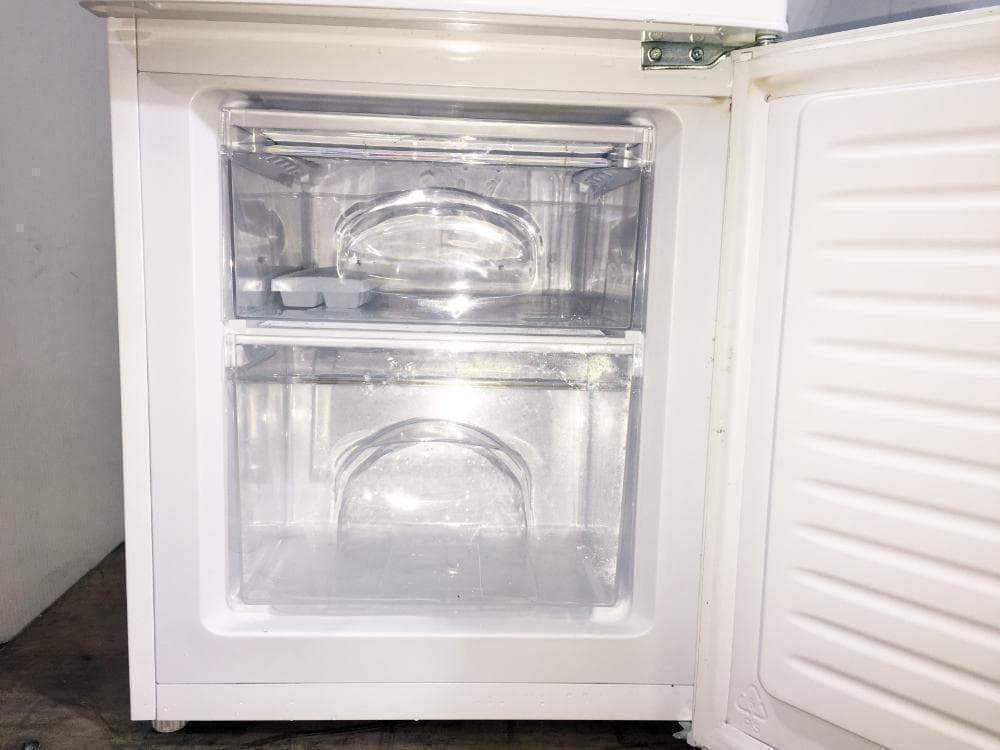 玄関前まで☆ニトリ☆106L☆2ドア冷凍冷蔵【NTR-106】I828