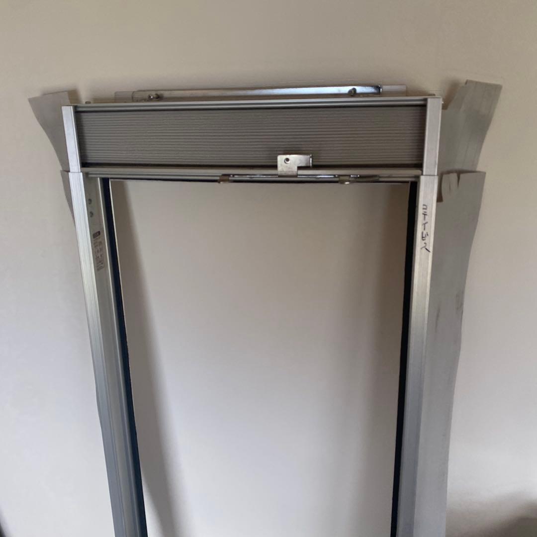 【中古】コイズミ ウインドウエアコン 2018年製　1900mm対応延長枠付き