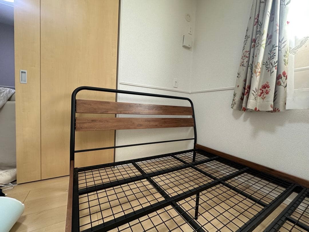 【取りに来れる方限定】ニトリ　セミダブルベッドフレーム ダンテ