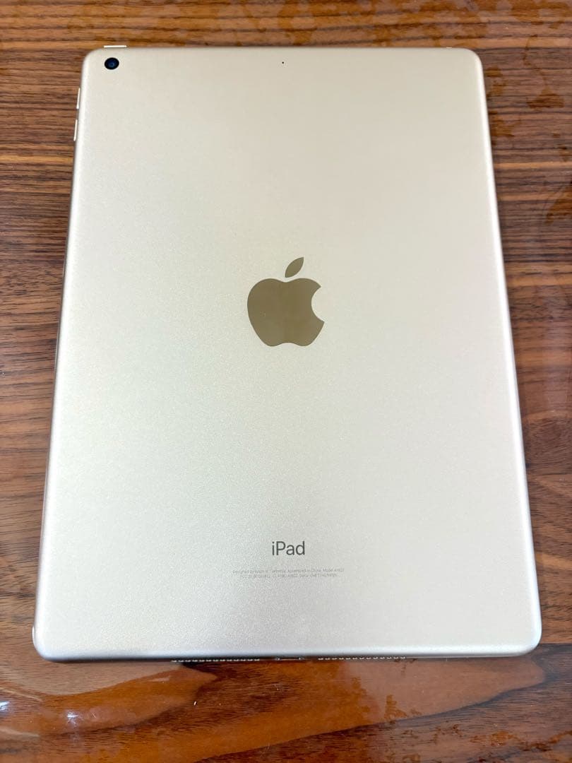 週末セール！12,500→10,000！iPad 第5世代 128GB WiFi