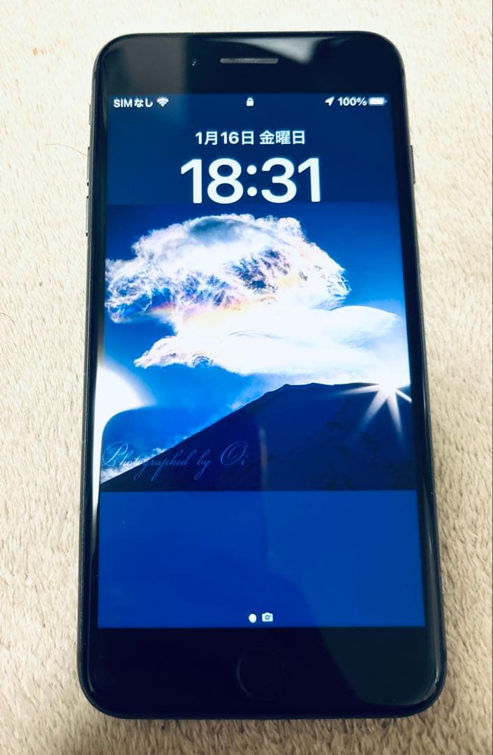 iPhone 8 Plusスペースグレイ 64GB SIMフリー